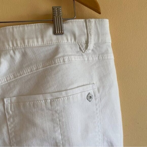 Democracy Ab Solution Jeans Womens 20W White Bootcut Mid Rise Slimming Tummy - Picture 7 of 15